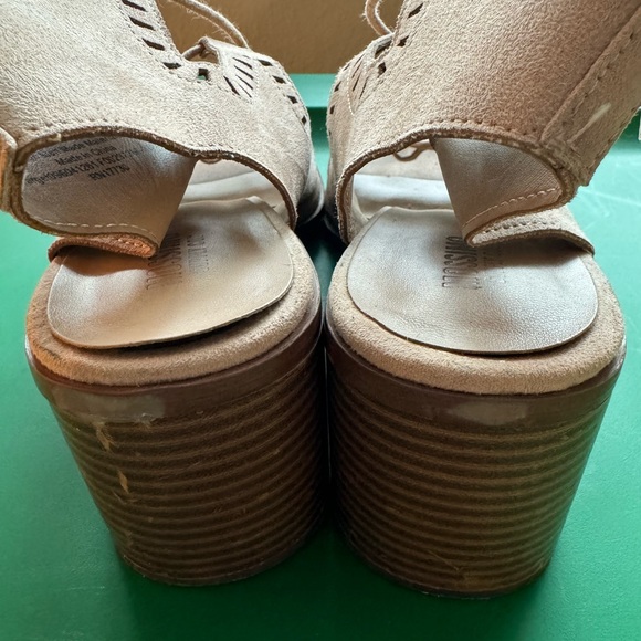 Mossimo Supply Co. Block Heel from Target - Size 7.5 - Picture 8 of 10